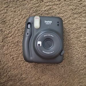 Instax camera in great condition